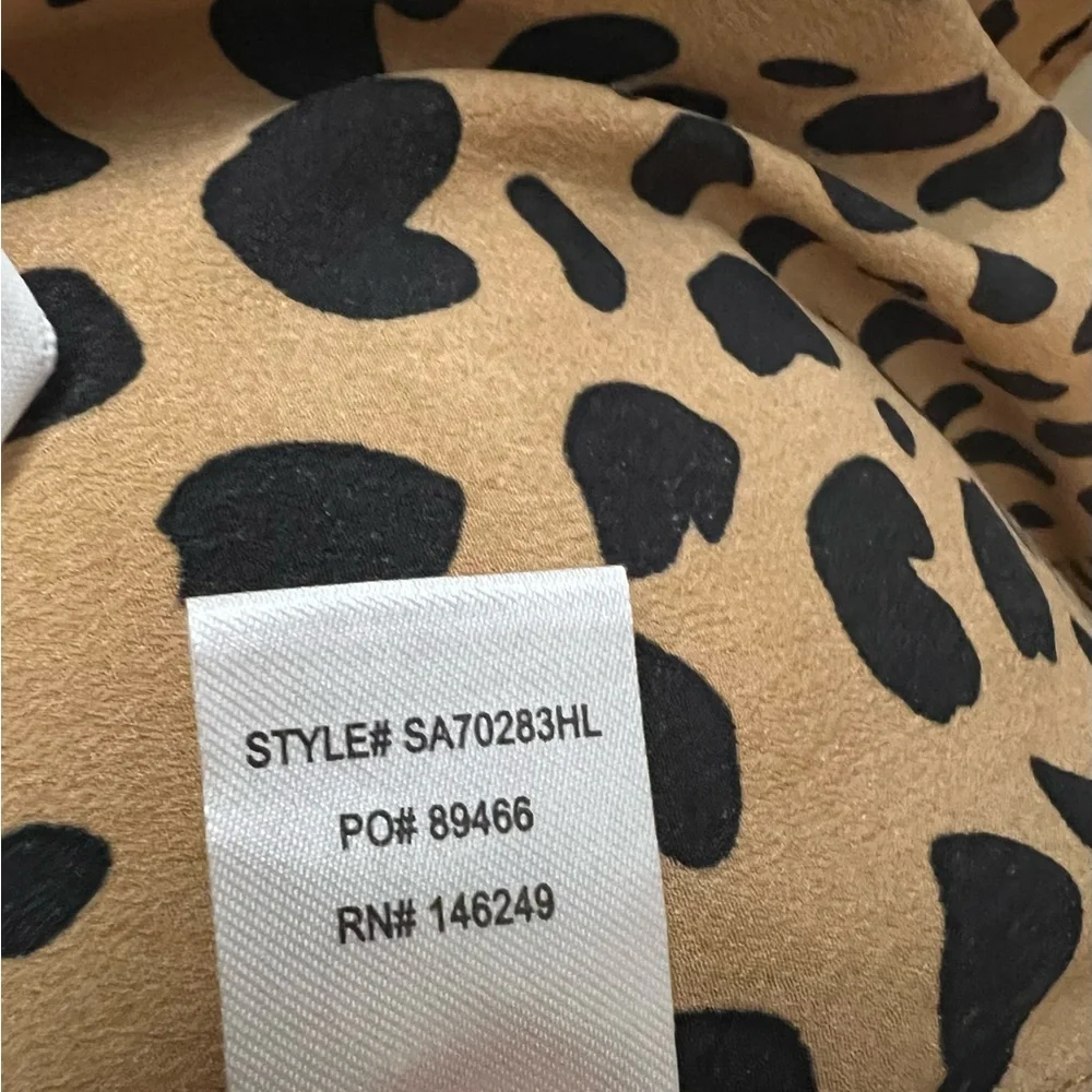 Lulus Gauzy Tan Leopard Print Midi Wrap Skirt Size Small. Waist 26”.